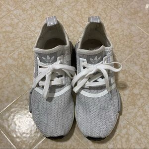 adidas nmd r1 blizzard womens